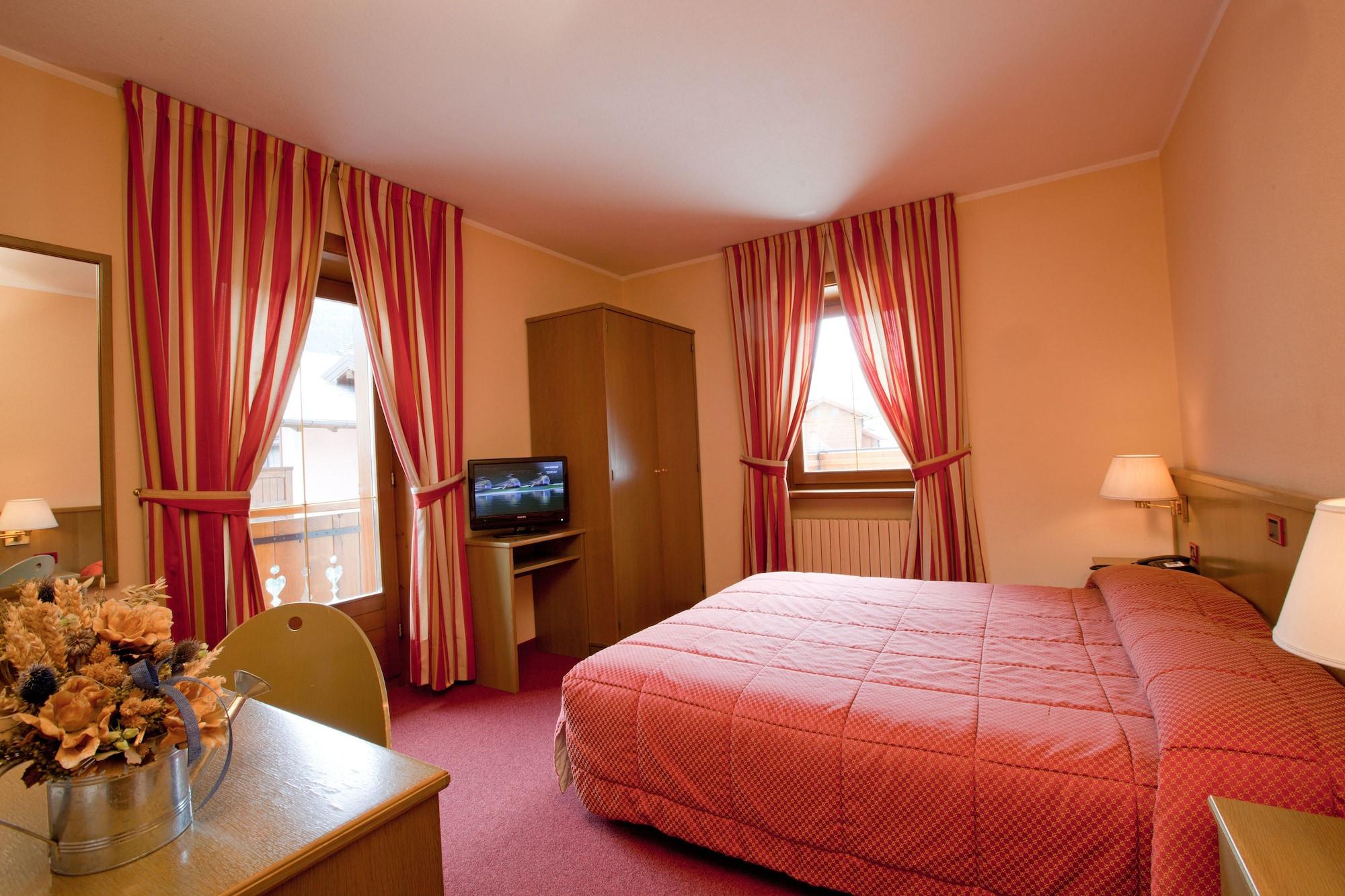 Hotel Krone Livigno Extérieur photo