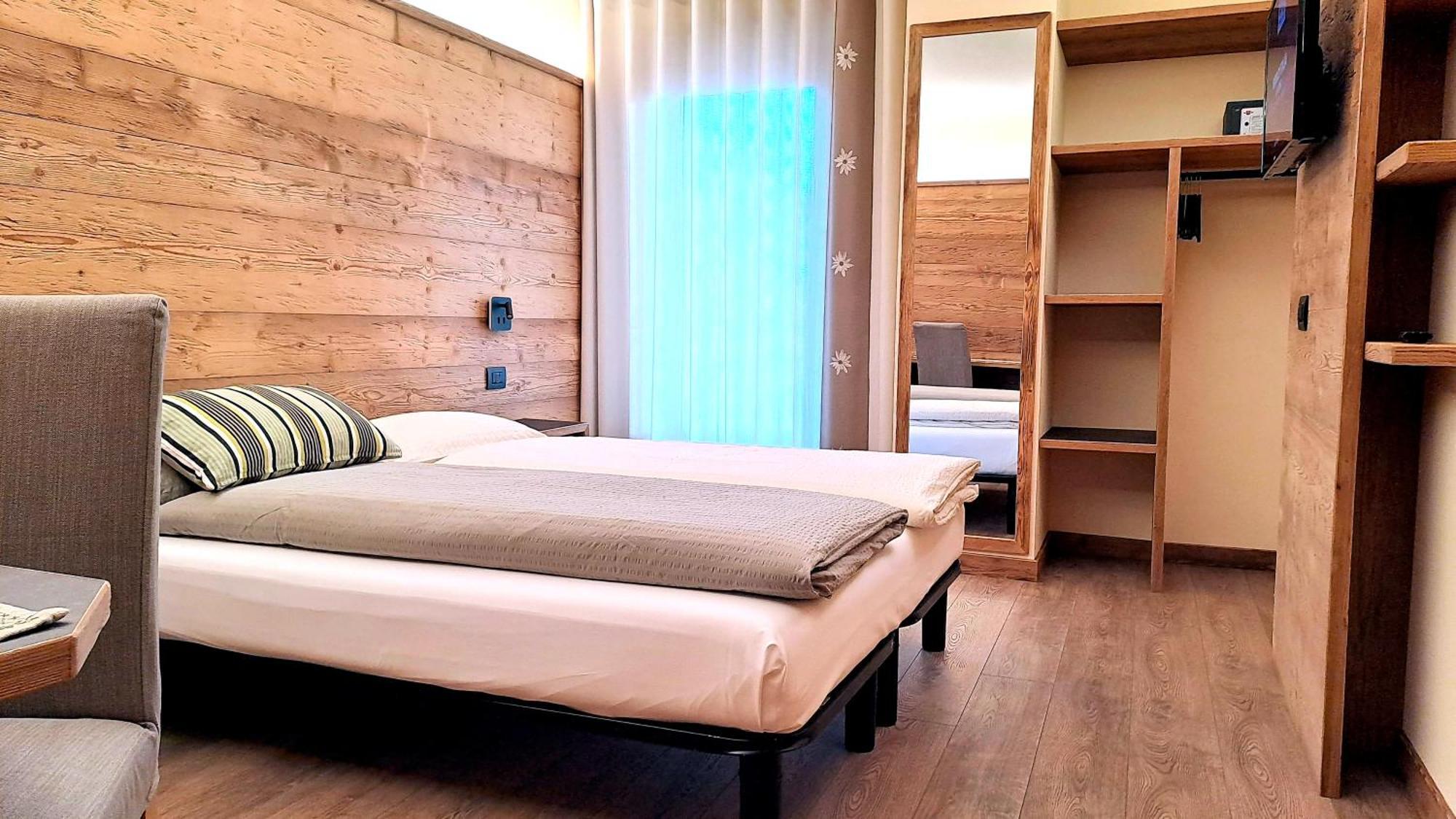 Hotel Krone Livigno Extérieur photo