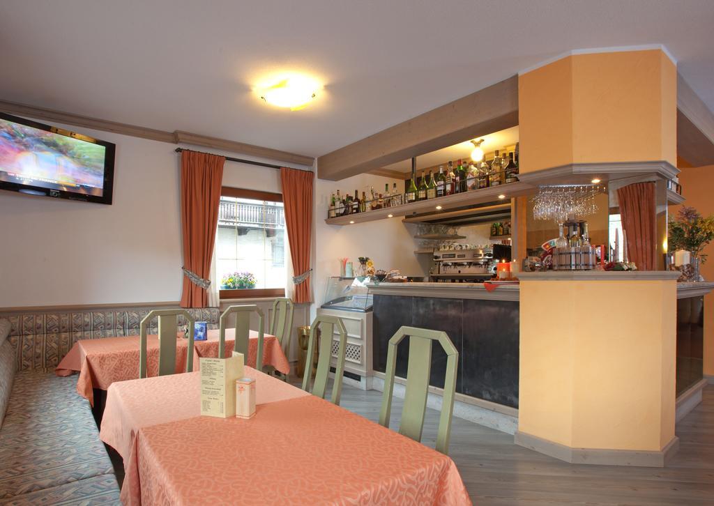Hotel Krone Livigno Extérieur photo