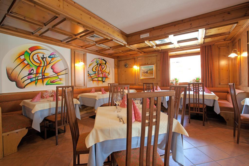 Hotel Krone Livigno Extérieur photo